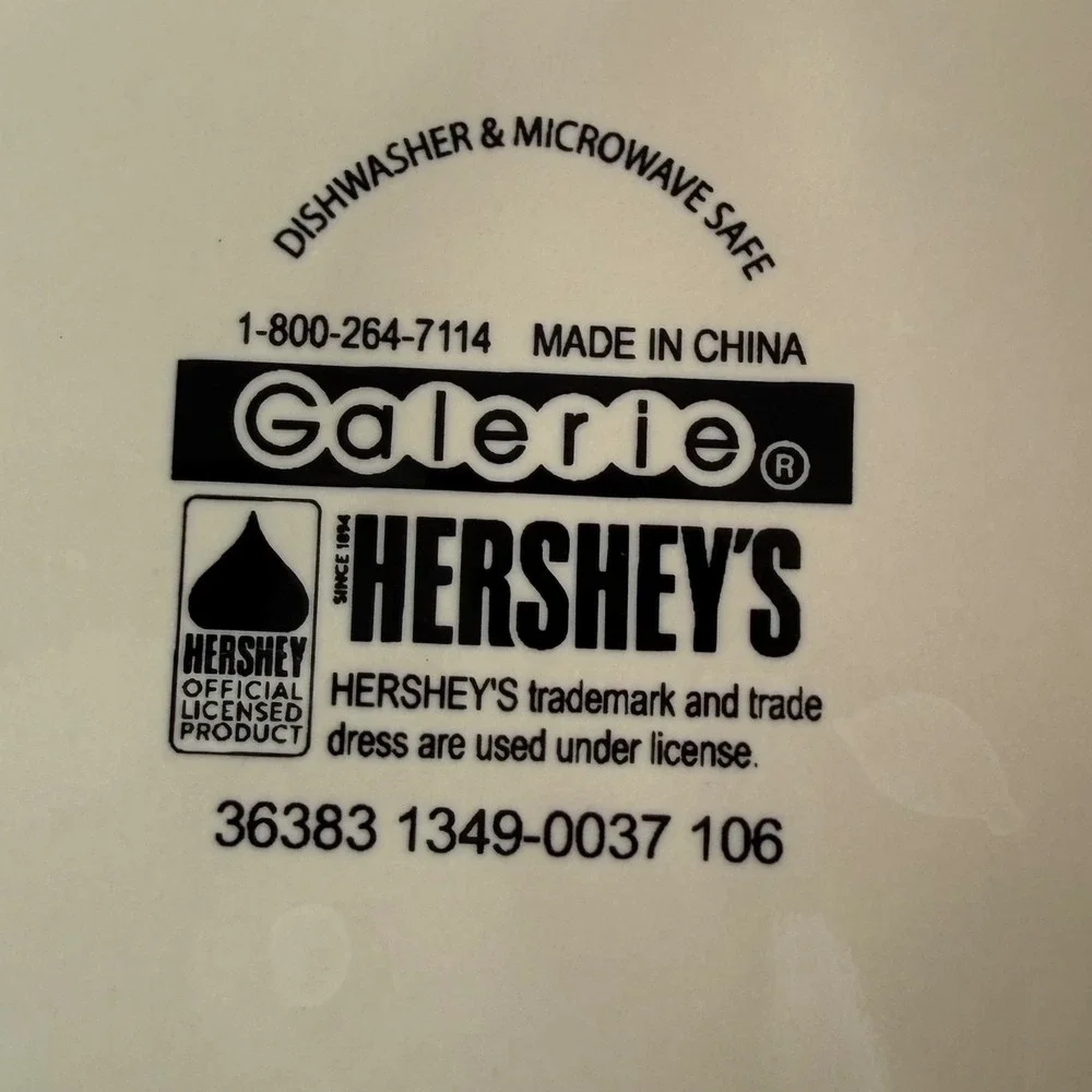 Galerie Hershey's‎ Chocolate Christmas Over Sized Large Collectible Ceramic Mug